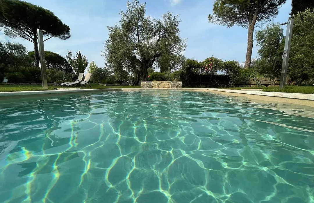 Le Balze Camere In Villa-1